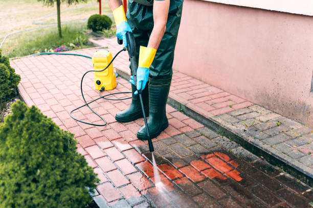 Professional Pressure Washing Services in Stratford, WI